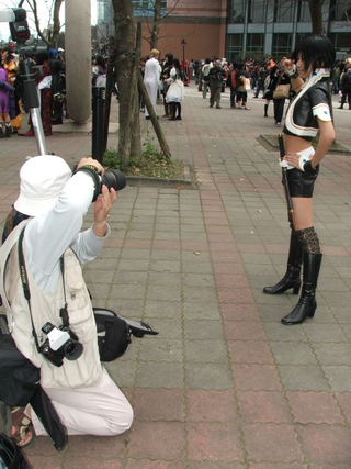 Illustration for article titled A Tribute to Creepy Guys Taking Pictures of Pretty Girls (NSFW)